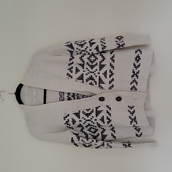 Abercrombie and Fitch Oversized Sweater - Picture 1 of 3